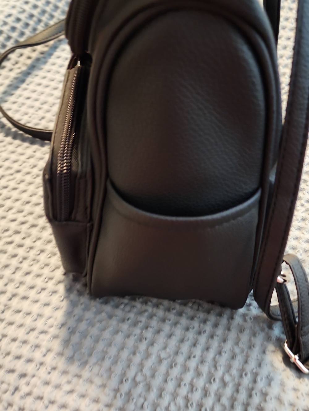 Rosetti Black Women's Backpack Purse - NWOT - Picture 4 of 7